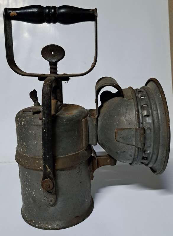 **ANTIQUE **RARE**RAILWAY HAND LAMP** WITH **OWL LOGO** 1900s