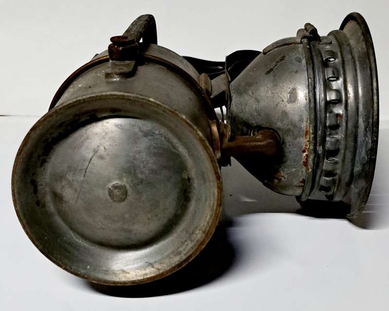 **ANTIQUE **RARE**RAILWAY HAND LAMP** WITH **OWL LOGO** 1900s