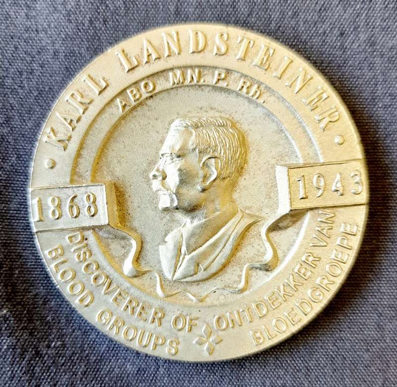 KARL LANDSTEINER *1868-1943*) DISCOVERER OF BLOOD GROUPS MEDALLION -AS PER SCAN *48MM STUNNING*