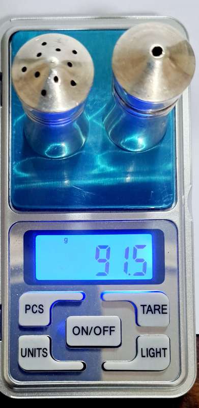 SALT & PEPPER SHAKERS  **91,.5  GRAMS ** STIRLING SILVER 925 ** TESTED ** VALUE  R1750.00