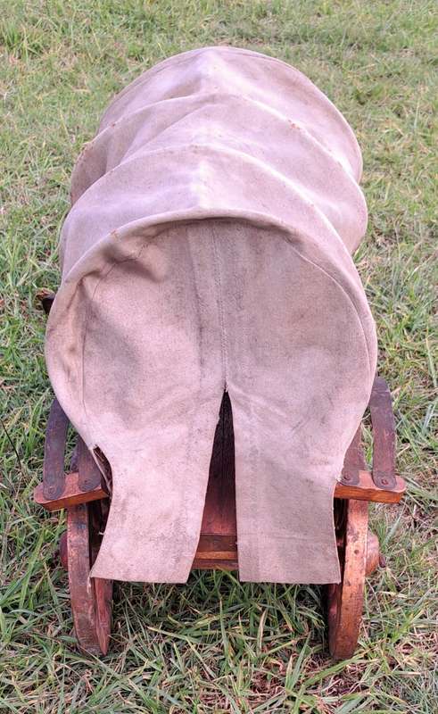 ANTIQUE VINTAGE OLD WOODEN OX WAGON.** BIG ** / 4,800 KG.