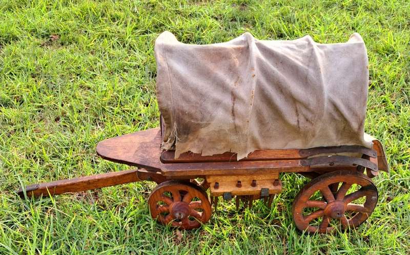 ANTIQUE VINTAGE OLD WOODEN OX WAGON.** BIG ** / 4,800 KG.