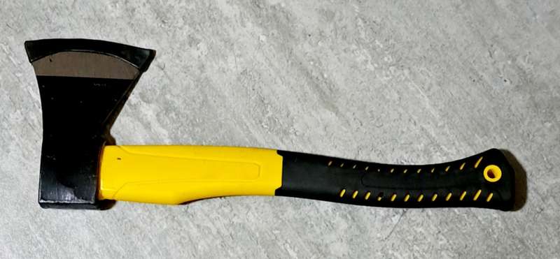 HANDHELD AXE 0,800G **NEW** 38,5 CM **