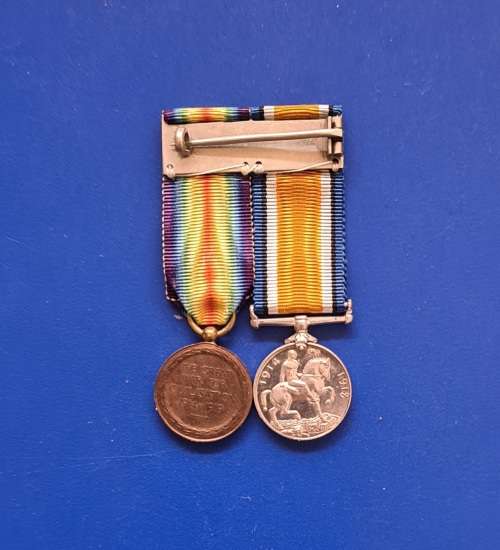 WW1 - WAR MEDAL + VICTORY MEDAL - MINIATURES