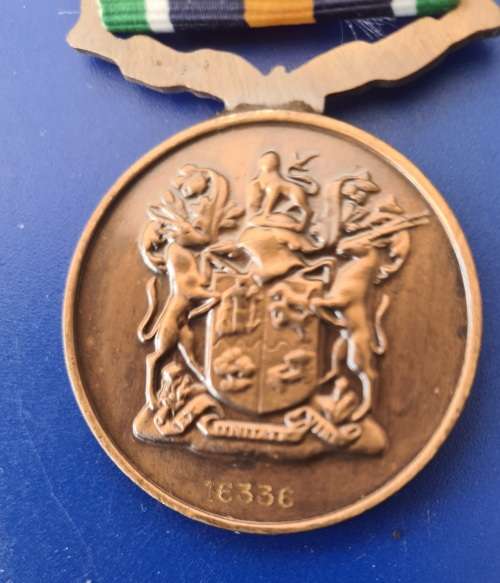 DE WET MEDAL - FULL SIZE + MINIATURE