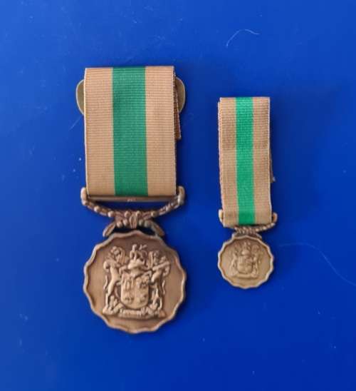 SADF - GOOD SERVICE MEDAL BRONZE - FULL SIZE + MINIATURE