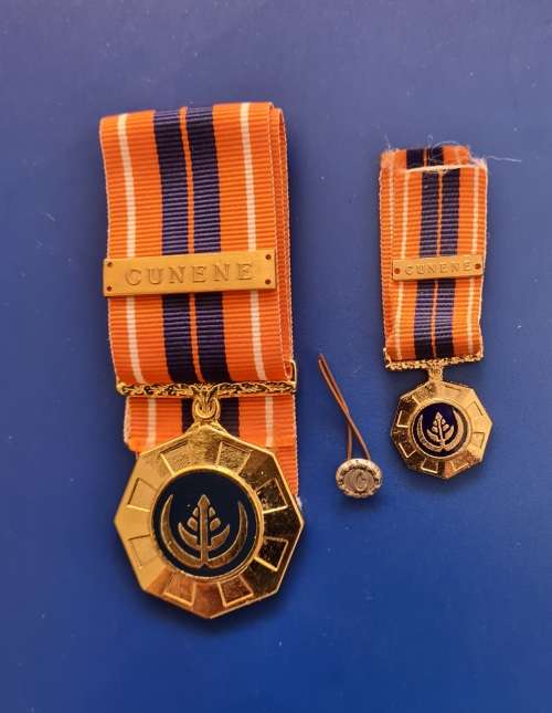 SADF - PRO PATRIA MEDAL - FULL + MINIATURE SIZE + CUNENE BARS