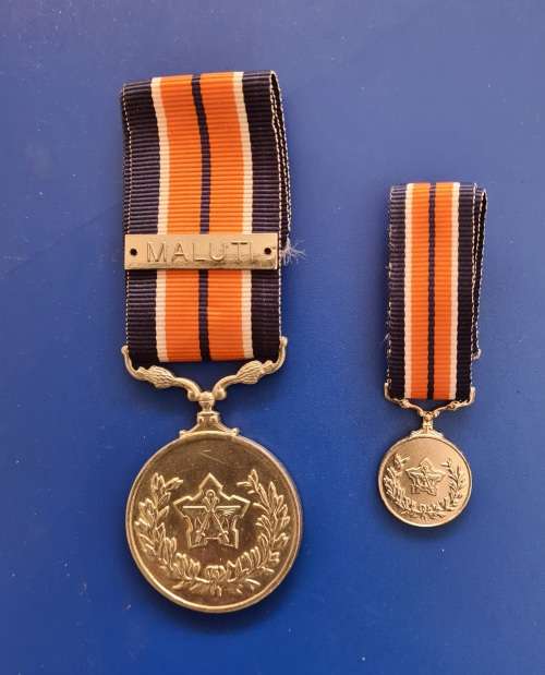 SADF - GENERAL SERVICE MEDAL - FULL SIZE + MINIATURE + MALUTI BAR (SCARCE)
