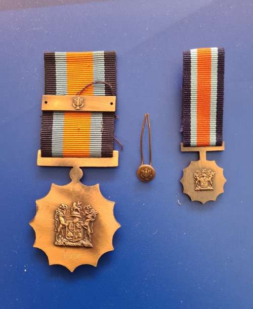 SADF - MILITARY MERIT MEDAL - FULL SIZE + MINIATURE + BAR AND BUTTON