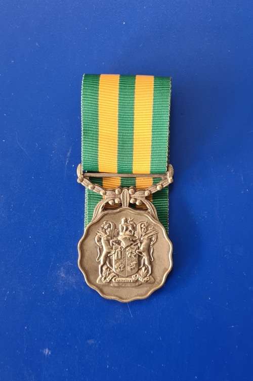 SADF GOOD SERVICE MEDAL GOLD (30 YR) - FULL SIZE