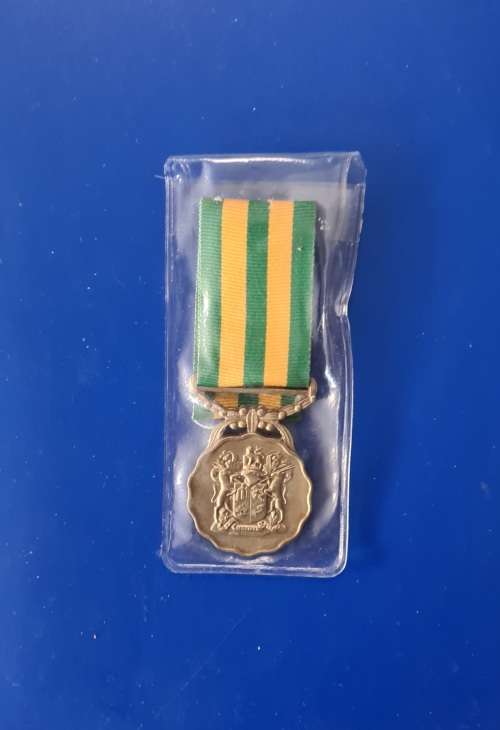 SADF GOOD SERVICE MEDAL GOLD (30 YR) - FULL SIZE
