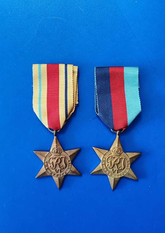 WW2 - AFRICA STAR + 1939 STAR-45 NAMED - FULL SIZE