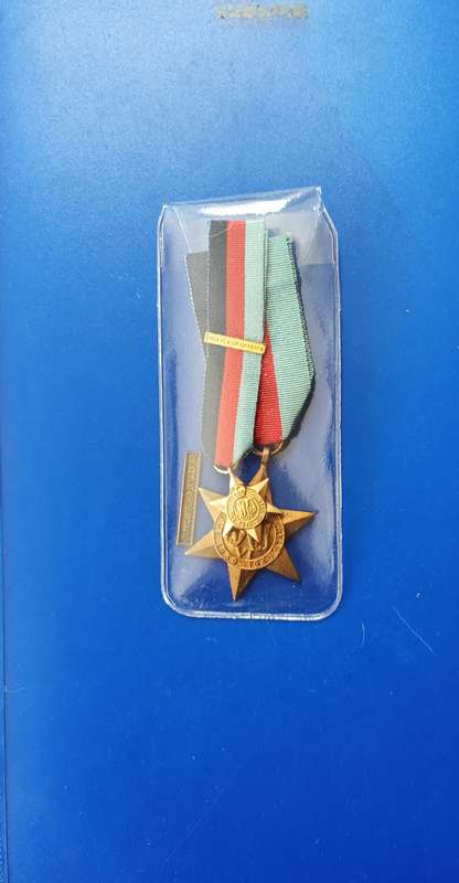 WW2 - 1939-45 STAR - FULL SIZE + MINIATURE + BATTLE OF BRITAIN CLASPS
