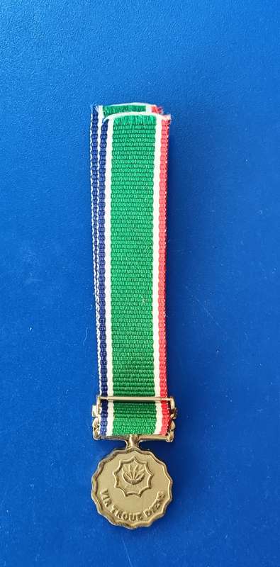 SANDF - 20 YEAR SERVICE - MINIATURE