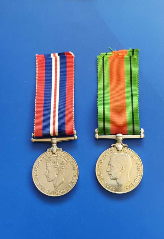 WW2 - WAR AND DEFENCE MEDALS - FULL SIZE - UNNAMED