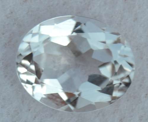 3.08Ct Natural Topaz Starting at R1 No reserve