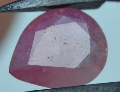 4.22Ct Natural Ruby Starting at R1 No reserve