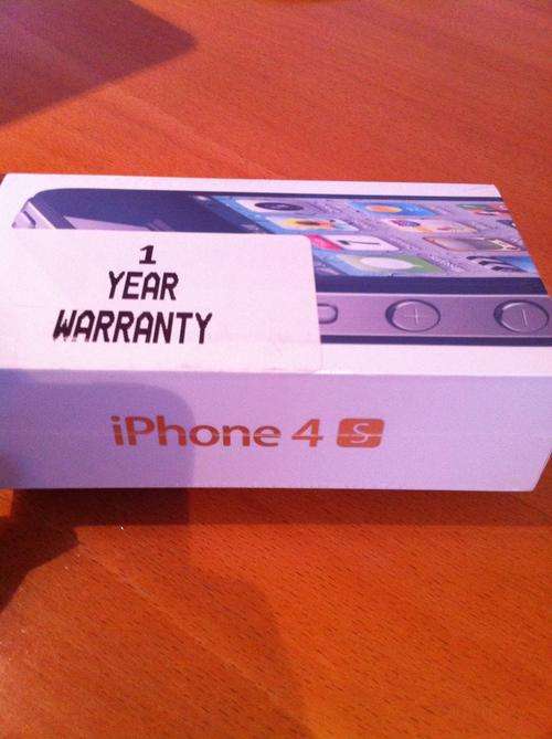 Apple iPhone 4S 16GB (Brand new, sealed in the box from Vodacom) **Pickups welcome in JHB**