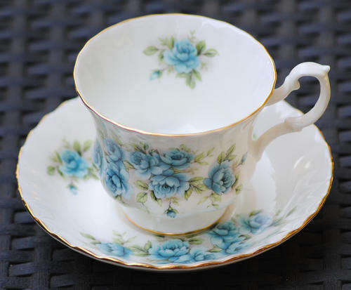 Royal Albert Unnamed Blue Rose Tea Duo