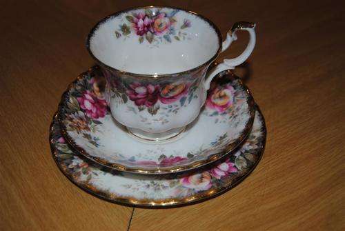 Royal Albert Autumn Rose Tea Trio