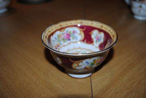 Royal Albert Lady Hamilton Sugar Bowl
