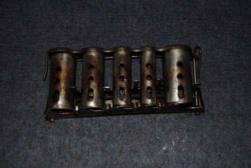Conductors change holder,