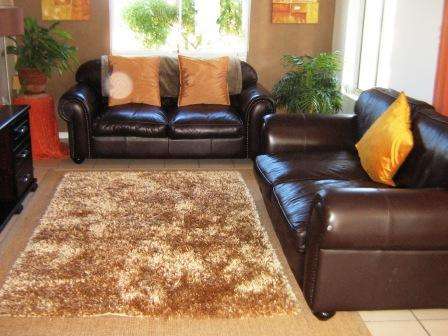 100% Shaggy Polyester Fine SHAGGY RUG - LAST 1 AVAILABLE !!