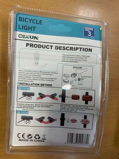 NEW - LED Bicycle Sport Light Max 3 hours use Battery - Black