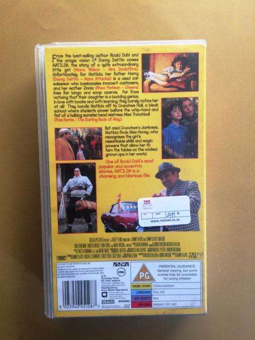 Matilda (Mara Wilson, Danny deVito, 1996, VHS)