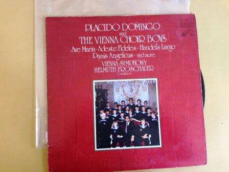 Placido Domingo and the Vienna Boys' Choir