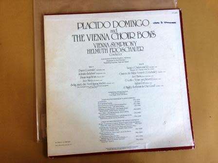 Placido Domingo and the Vienna Boys' Choir