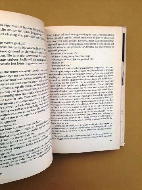 Moerbeibos, Dalene Matthee [first edition, 1987, Tafelberg:Cape Town]