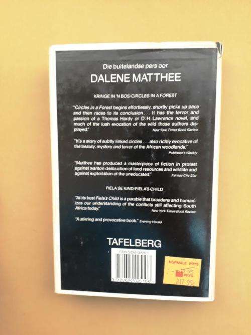 Moerbeibos, Dalene Matthee [first edition, 1987, Tafelberg:Cape Town]
