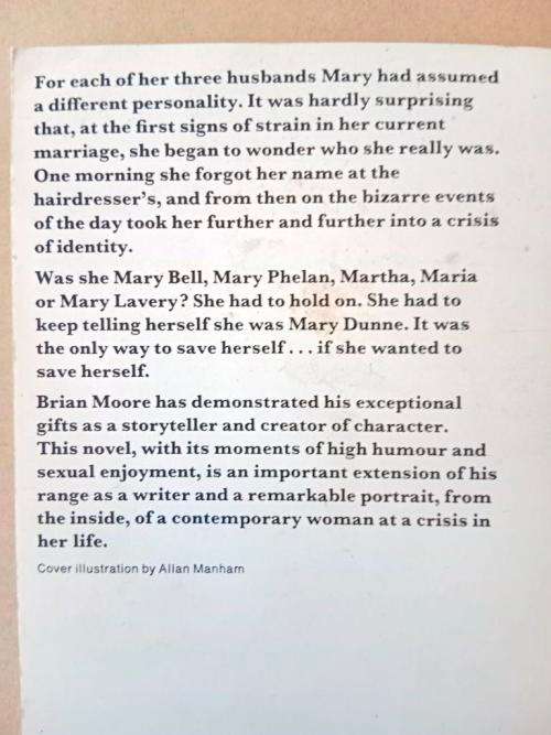 I am Mary Dunne, Brian Moore