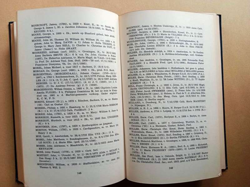 Driehonderd jaar nasiebou - Stamouers van die Afrikanervolk, Dr. D.F. Du T. Malherbe