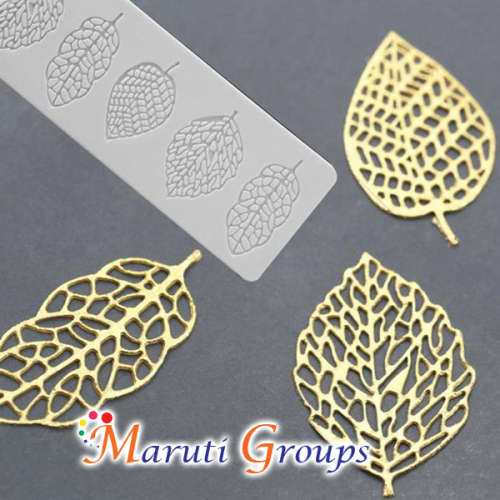 Leaves lace mat