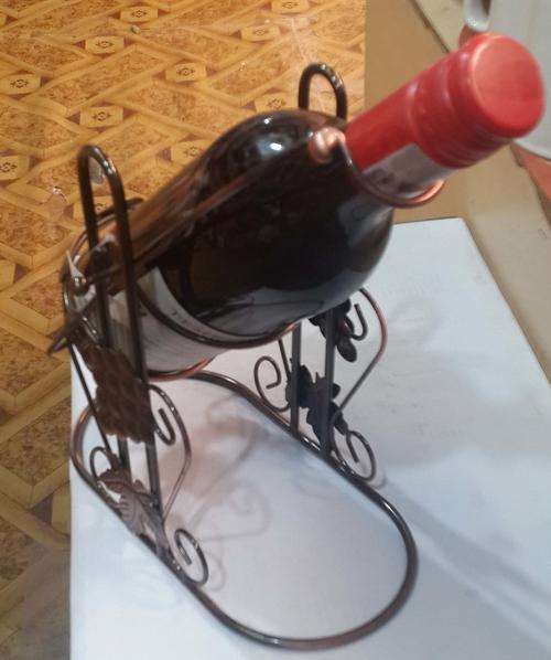 Wine stand