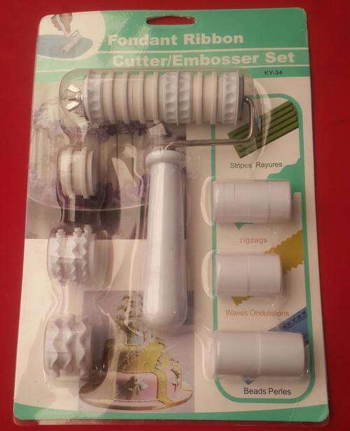 Fondant Ribbon Cutter / Embosser Set