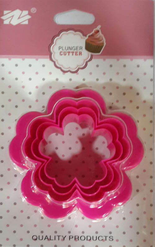 Flower fondant/ Plunger cutter