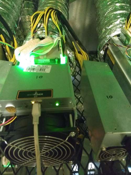 Antminer S9 13.5 TH Bitcoin Miner