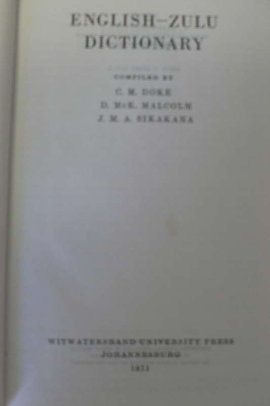 Dictionary: Zulu/English and English/Zulu
