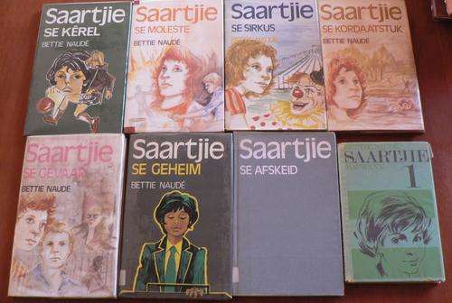 SAARTJIE BOEKE X 8 deur BETTIE NAUDE.
