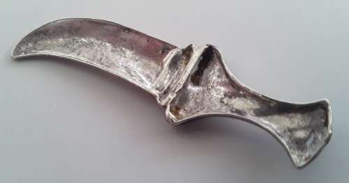 Vintage miniature 925 sterling silver ornamental dagger and scabbard.