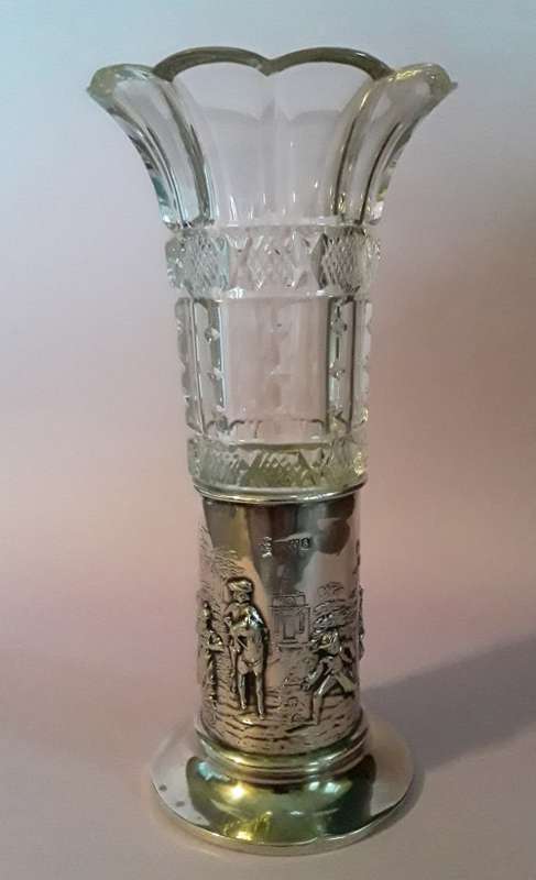 Solid silver Arts and Crafts vase by Nathan and Hayes. Chester, 1904.