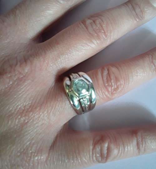 Solid sterling silver cyclops ring with clear stone