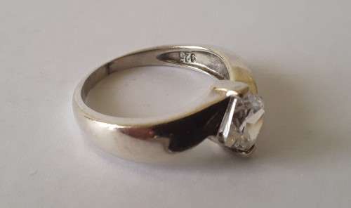 Designer `Diamonique` sterling silver ring with CZ stone. Size: N (17mm)
