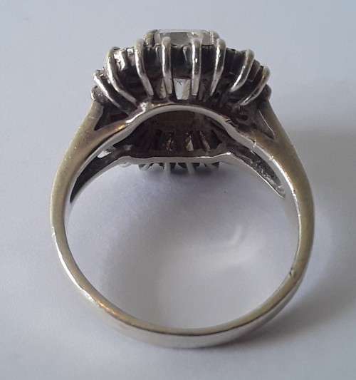 Vintage solid sterling silver baguette halo ring. Size: N (17mm)
