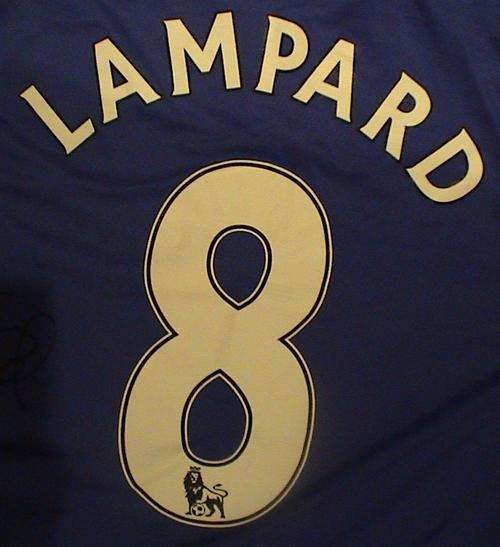 Frank Lampard HOME 09/10 Hand Signed Shirt with Certificate of Authenticity @ R1 START, L@@K