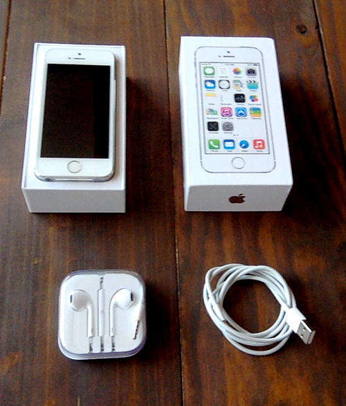 iPhone 5S 16GB Like New!
