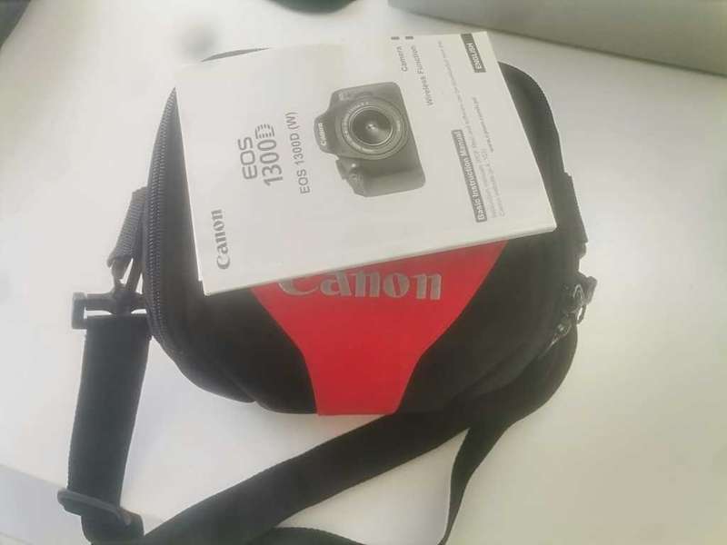 Canon EOS 1300D